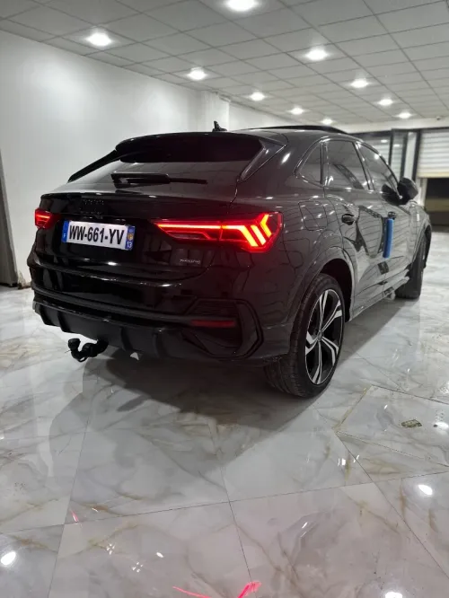 Audi Q3 2022 Édition black