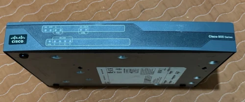 Routeur Cisco 800 série de France modèle C887