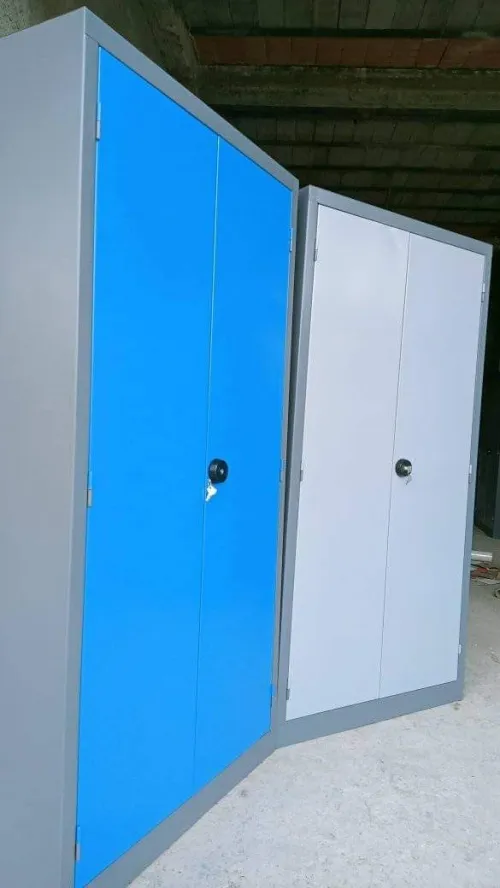 طاولات مخبرية  Paillasse scolaires en toutes matières 