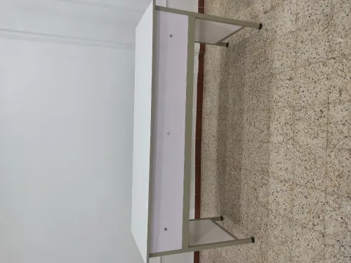 طاولات مخبرية  Paillasse scolaires en toutes matières 