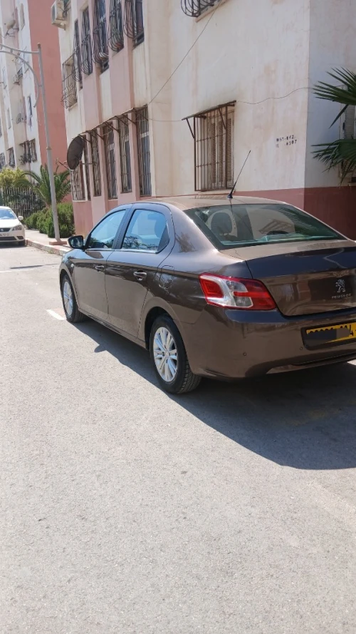 Peugeot 301 2014 Allure