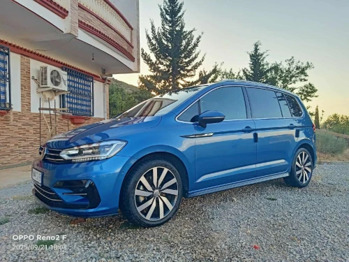 Volkswagen Touran 2017 Familly