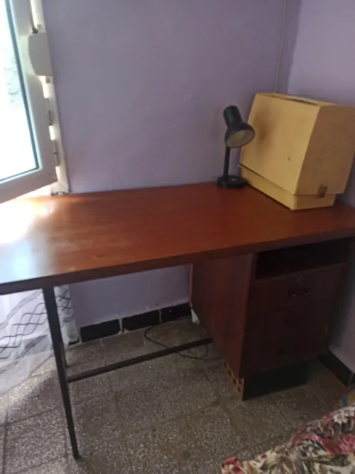 Bureau de chambre