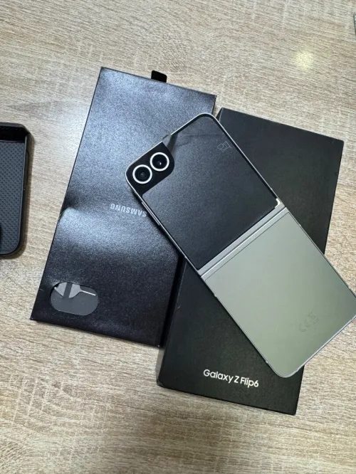 Galaxy z flip 6 Z flip 6