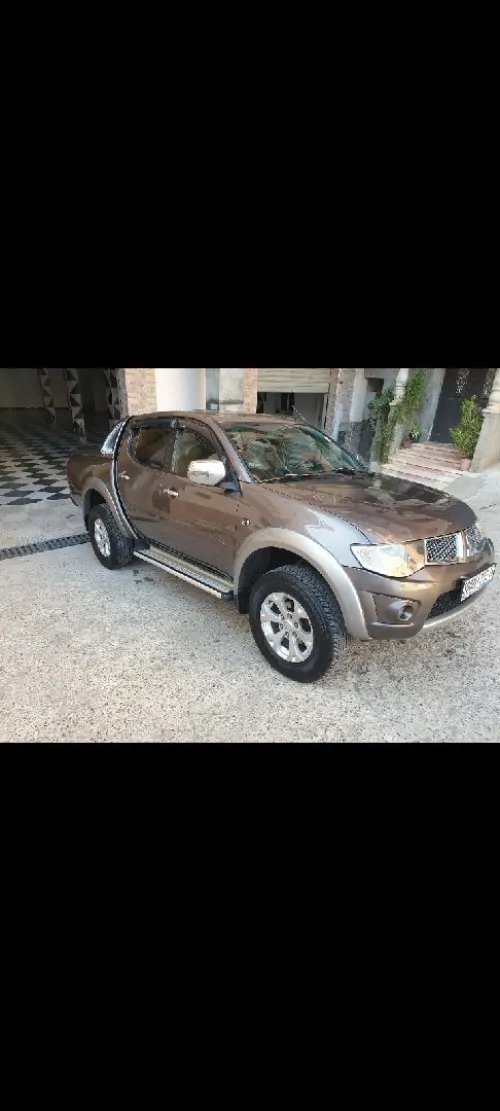 Mitsubishi L200 2015 Doube cabine Evolution