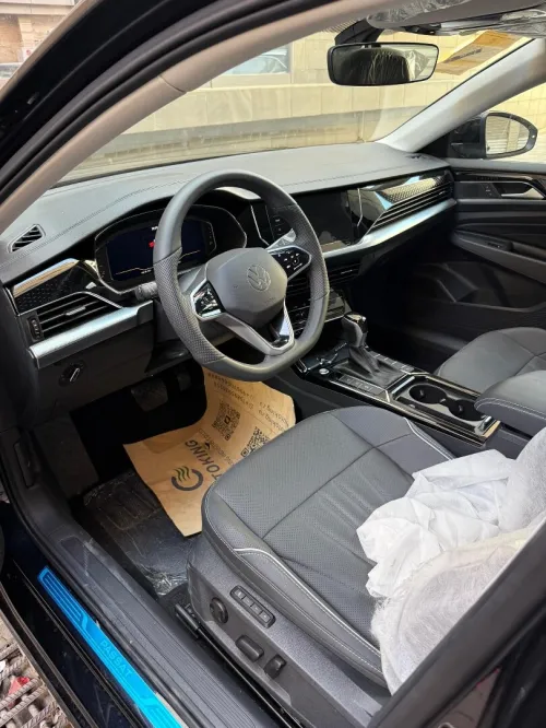 Volkswagen Passat 2025 Business