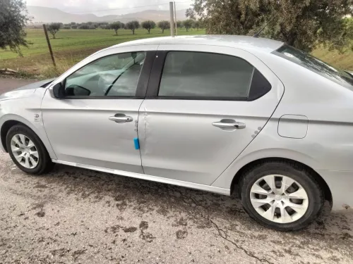 Peugeot 301 2013 301