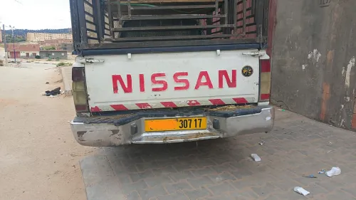 Nissan Pickup 2007 Pickup 7