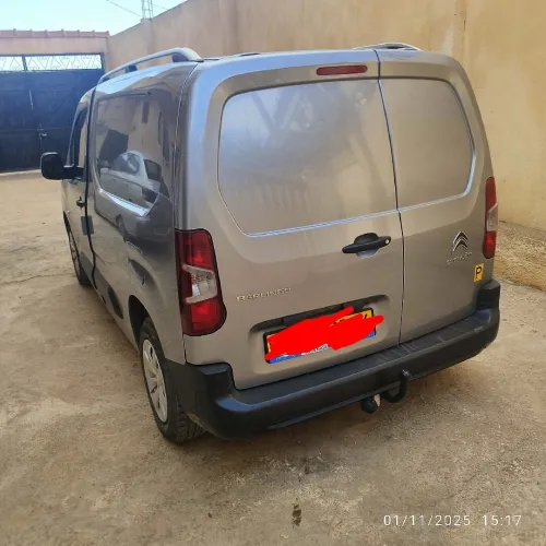 Citroen Berlingo 2022 Tolé niveau 2
