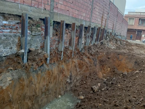 Forage pieux et micropieux Travaux de Battage Rideaux de Palplanches marteau et vibro fonçage