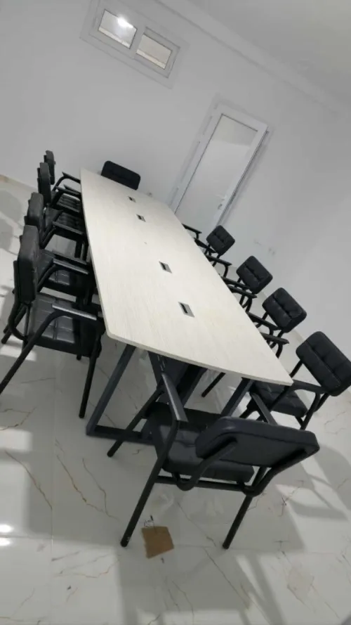 Tables de réunion professionnelles