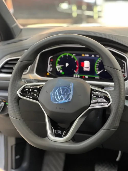 Volkswagen T-Roc 2025 R-Line 