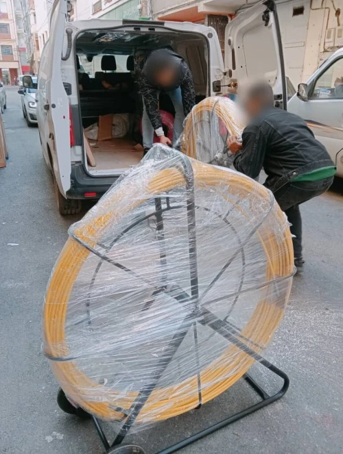 Aiguille de tirage de câble fibre optique  / electrique , résau informatique