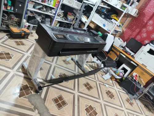 Traceur HP t 730