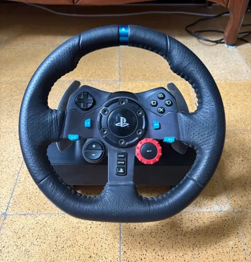 Logitech g29 avec levier de vitesse