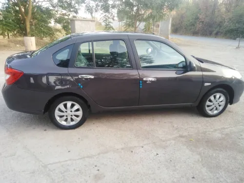 Renault Symbol 2012 Collection