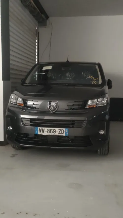 Peugeot Traveller 2025 Business