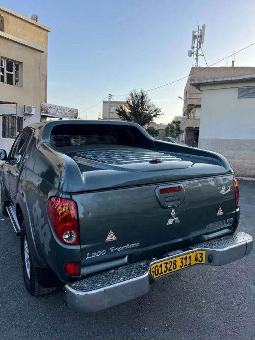 Mitsubishi L200 2011 Doube cabine Evolution