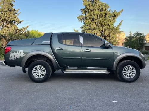 Mitsubishi L200 2011 Doube cabine Evolution