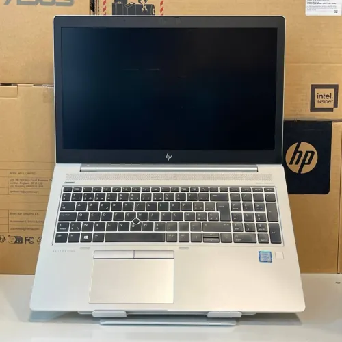 HP EliteBook 850 G6 i5 8365U 8Go 256GB nvme 15.6 Full HD