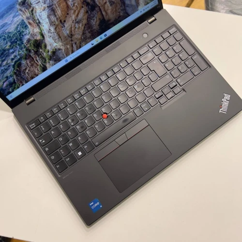 LENOVO Thinkpad T16 Gen 2  i5 1335U 16GB 512GB FHD+