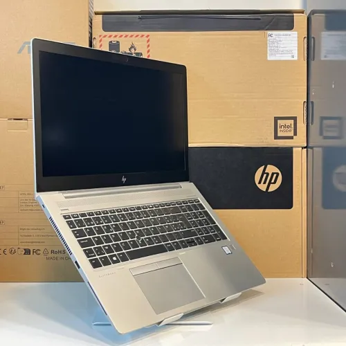 HP EliteBook 850 G6 i5 8365U 8Go 256GB nvme 15.6 Full HD