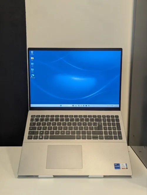 LAPTOP Dell Vostro 16 5630 Intel i7 1360P 16GB 512GB FHD+