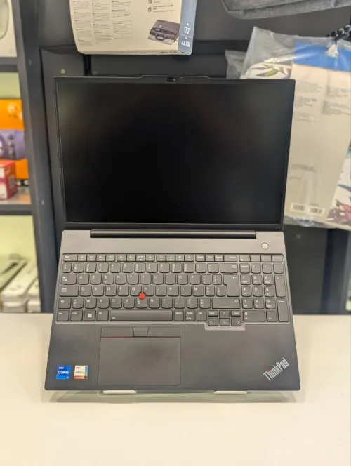 LAPTOP Lenovo ThinkPad E16 Gen1 Intel i7-1355U 16GB 512GB FHD+