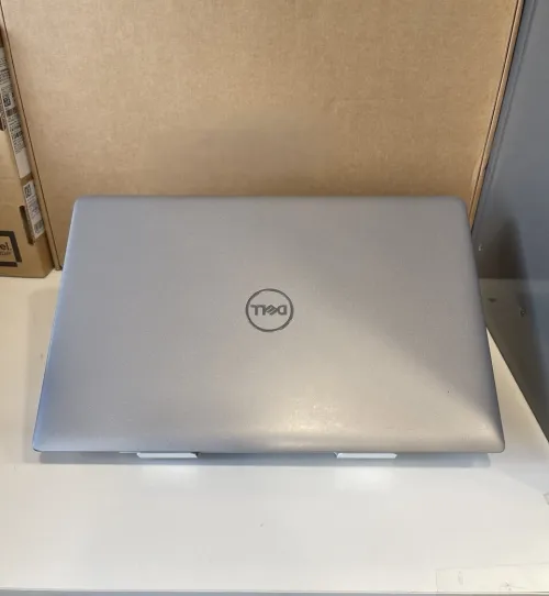Dell Precision 3591 Workstation Ultra 7 165H 16GB 512GB NVME NVIDIA RTX 1000Ada 15.6" Tactile