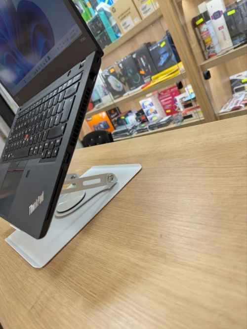 LENOVO THINKPAD P14S RYZEN 7 PRO 5850U 32GB 512SSD 14" 