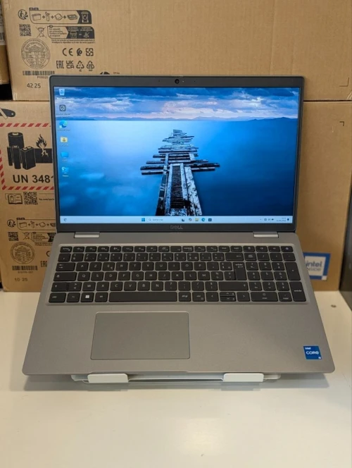 DELL LATITUDE 5530 I5 1245U 16GB 256SSD 15.6"