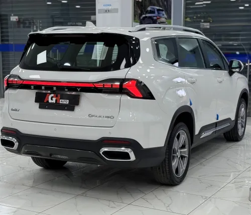Geely OKAVANGO 2024 7plas