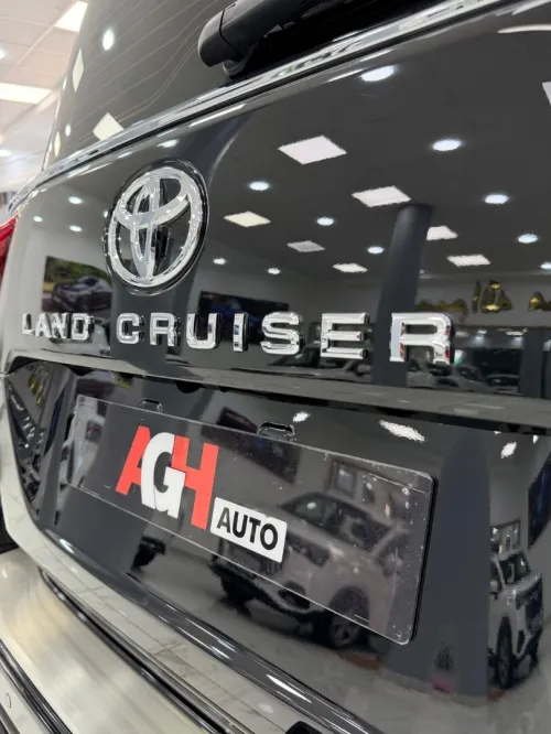 Toyota Land Cruiser  2026 VX .R