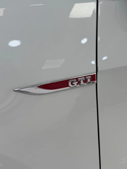 Volkswagen Golf 2026 GTI