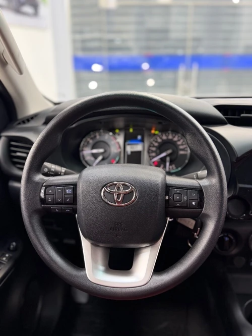 Toyota Revo  2026 4x4