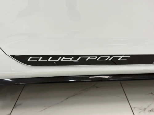 Volkswagen Golf 2026 GTI