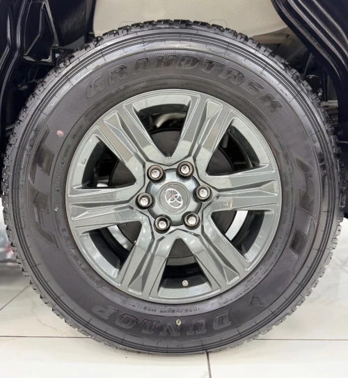 Toyota Revo  2026 4x4