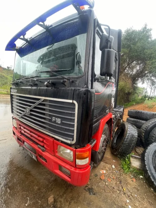 Volvo F12 1990