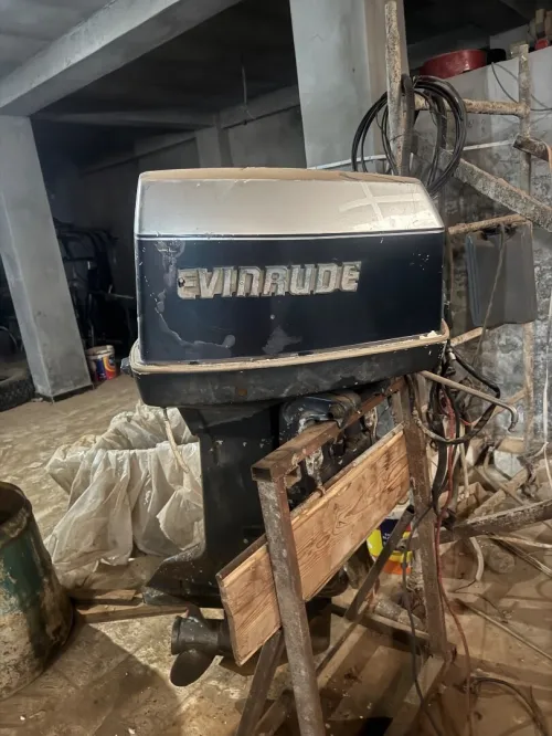 Moteur evinrude 140 