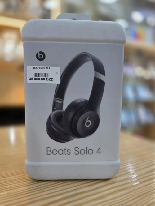 Beats solo 4
