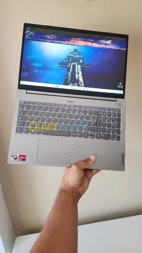 thinkbook  lenovo amd ryzen 3 5300u with radeon graphics