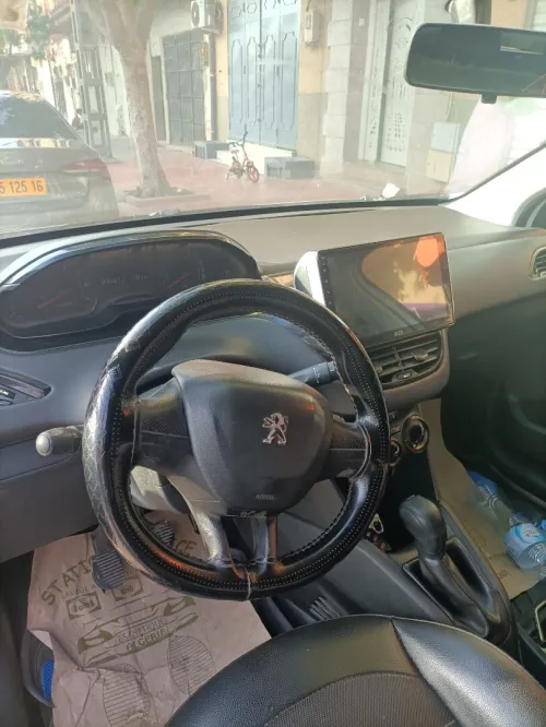 Peugeot 208 2014 Access