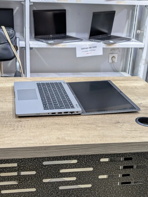 Dell Latitude 5420
