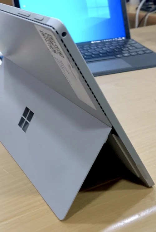 Microsoft Surface Pro 4 