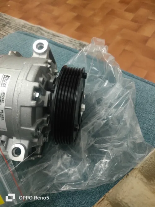 COMPRSSEUR CLIM SKODA OCTAVIA GOLF7 AVEC RADITEUR CLIM 