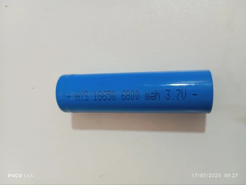 Piles rechargeable Lithium 18650 6800mAh 3.7V COPY 