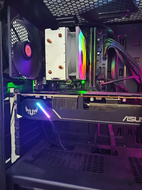 Carte Graphique RX 5600 XT Asus gaming TUF 3fans