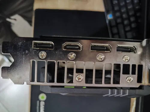 Carte Graphique RX 5600 XT Asus gaming TUF 3fans