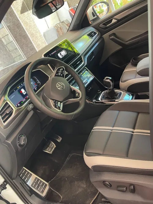 Volkswagen T-Roc 2025 R- Line Edition 