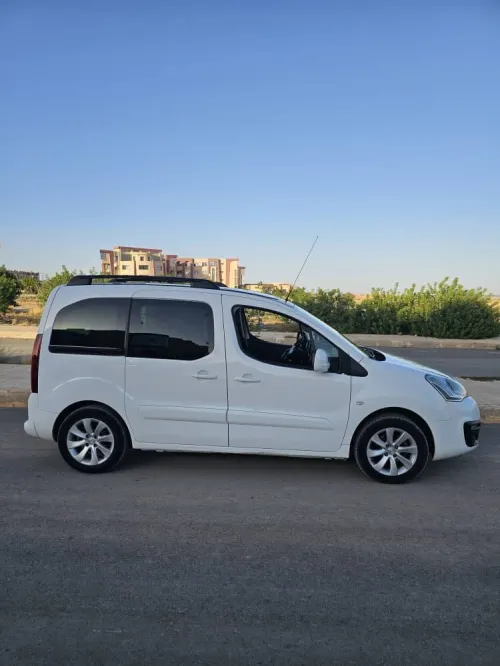 Peugeot Partnar tepee Alure 2017 